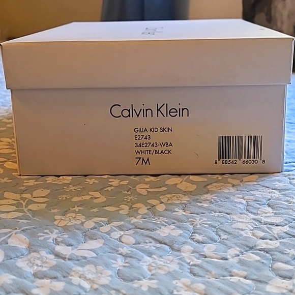 Calvin Klein Gilia Kid Skin D'orsay Pumps - Picture 9 of 9